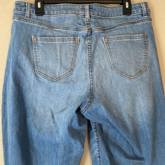 Lane Bryant, size 14, boyfriend, distressed jeans - Picture 6 of 7